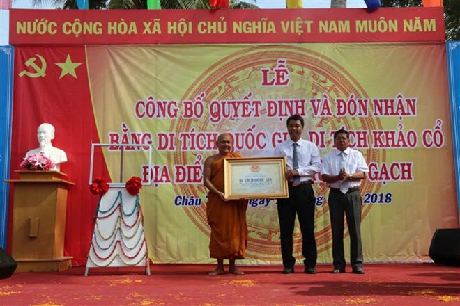 Vietnam, RoK intensify environmental cooperation, Can Tho wishes to boost cooperation with France, Tuyen Quang: over 116 billion VND allocated to ethnic minorities, Japanese firms, Vietnamese students join exchange