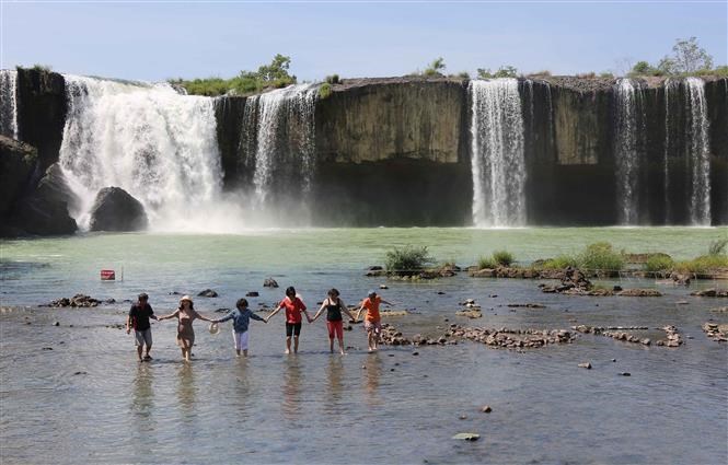 Dak Lak - an attractive destination to tourists, travel news, Vietnam guide, Vietnam airlines, Vietnam tour, tour Vietnam, Hanoi, ho chi minh city, Saigon, travelling to Vietnam, Vietnam travelling, Vietnam travel, vn news