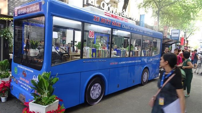 Vietnamâ€™s practical activities in response to Earth Day, Institute provides free medicines for poor people in Lang Son, Students get scholarships from Dong Hanh Foundation in Singapore