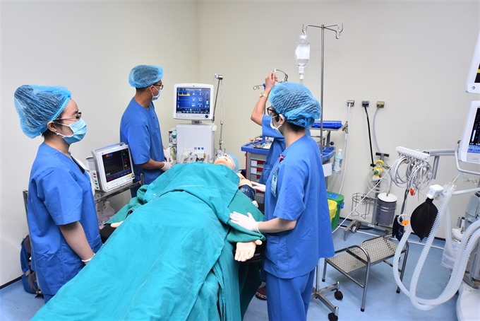 Anesthesia and Intensive Care Simulation Center opens in HCM City, Ly Son Island to face overloaded traffic, Illegal wood cutting rampant in Kon Tum, HCM City’s District 2 gets new bridge