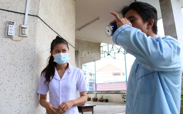 HCMC hosts 2nd World Skin Summit, Surgeons are carrying out the operation to save the French man, HCMC to pilot clean food supply program for schools in 6 districts, ‘Student Research Awards 2018’ launched