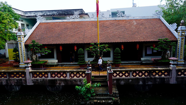 A visit to the Southern One Pillar Pagoda, travel news, Vietnam guide, Vietnam airlines, Vietnam tour, tour Vietnam, Hanoi, ho chi minh city, Saigon, travelling to Vietnam, Vietnam travelling, Vietnam travel, vn news