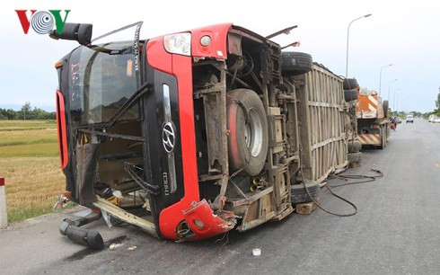 2 dead, 6 injured in tragic Nghe An accident