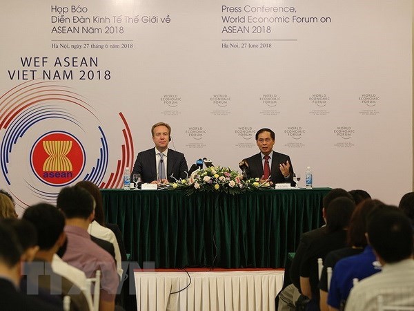Congratulations to CPP on founding anniversary, Vietnam determined to fulfill 2030 Agenda: Deputy PM, PM urges Fukuoka prefecture to foster multifaceted ties with Vietnam, VUFO’s friendship insignias presented to IGE members