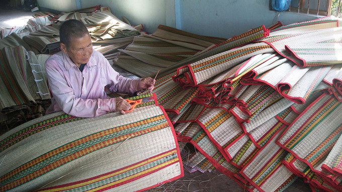 Discover Phu Yen's sedge mat craft village, travel news, Vietnam guide, Vietnam airlines, Vietnam tour, tour Vietnam, Hanoi, ho chi minh city, Saigon, travelling to Vietnam, Vietnam travelling, Vietnam travel, vn news