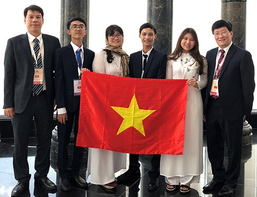 Vietnamese students win gold at 2018 Int’l Biology Olympiad, Vietnam education, Vietnam higher education, Vietnam vocational training, Vietnam students, Vietnam children, Vietnam education reform, vietnamnet bridge, english news, Vietnam news, news Vietna