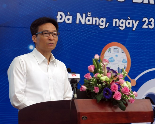 Vietnam’s master plan on ASEAN Socio-Cultural Community 2025 updated, HCM City: youth camp promotes pride in national seas, islands, VFF President extends sympathy over Laos’ dam collapse