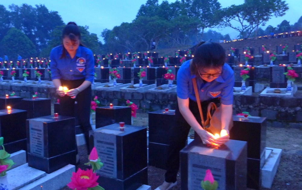 Nationwide tribute paid to fallen soldiers on martyrs' day, social news, vietnamnet bridge, english news, Vietnam news, news Vietnam, vietnamnet news, Vietnam net news, Vietnam latest news, vn news, Vietnam breaking news