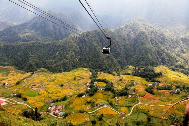 Fansipan in charming rice season, travel news, Vietnam guide, Vietnam airlines, Vietnam tour, tour Vietnam, Hanoi, ho chi minh city, Saigon, travelling to Vietnam, Vietnam travelling, Vietnam travel, vn news