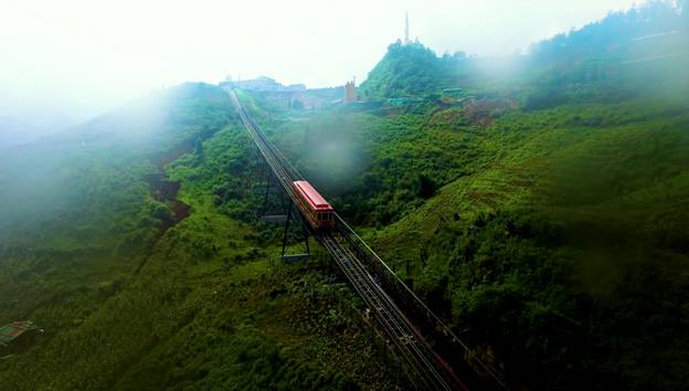 Fansipan in charming rice season, travel news, Vietnam guide, Vietnam airlines, Vietnam tour, tour Vietnam, Hanoi, ho chi minh city, Saigon, travelling to Vietnam, Vietnam travelling, Vietnam travel, vn news