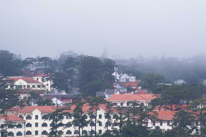 Da Lat’s pink cathedral becomes a popular attraction, travel news, Vietnam guide, Vietnam airlines, Vietnam tour, tour Vietnam, Hanoi, ho chi minh city, Saigon, travelling to Vietnam, Vietnam travelling, Vietnam travel, vn news